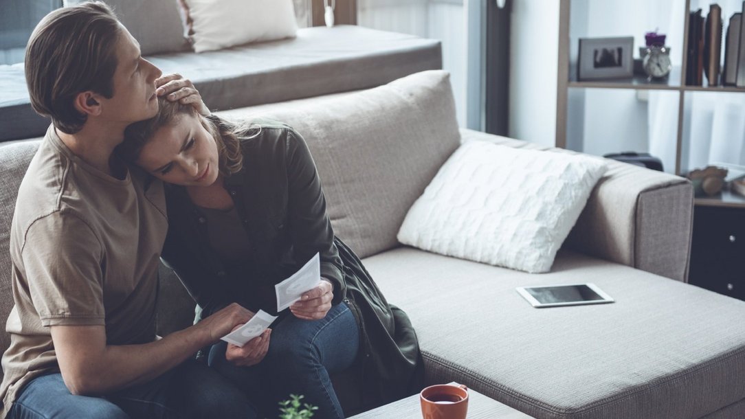 Fehlgeburt - wenn die Vorfreude sich in Trauer verwandelt Fehlgeburt - wenn die Vorfreude sich in Trauer verwandelt