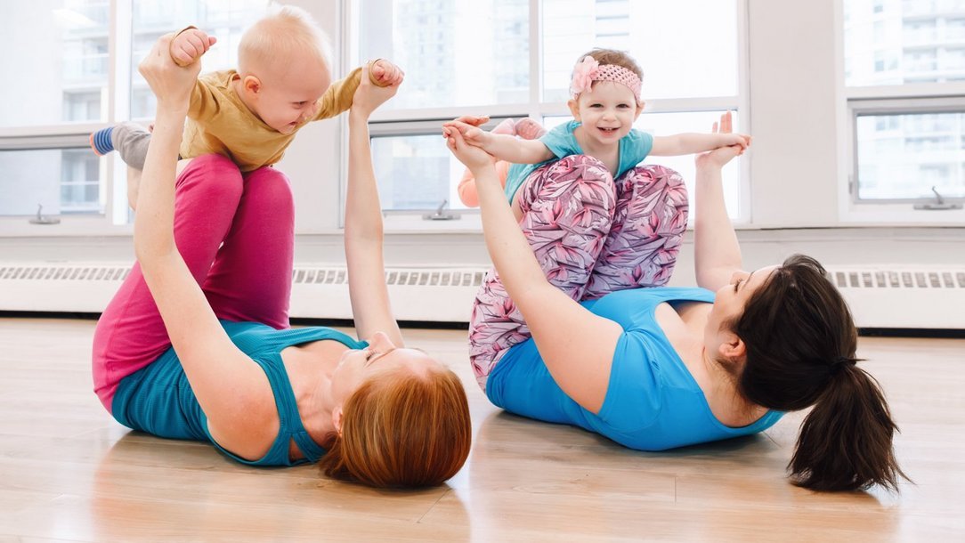 Rückbildungsgymnastik nach der Geburt Rückbildungsgymnastik nach der Geburt